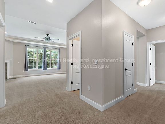 4th image of 130 Alicia Dr
