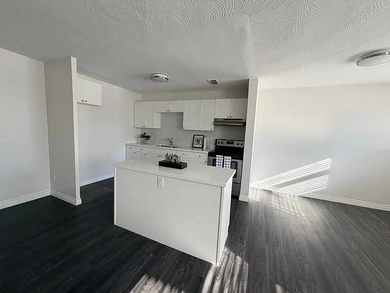 20 Bradmon Dr #420 — Photo 4
