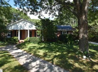 24 Wonderwood Dr, Greenville, SC 29615