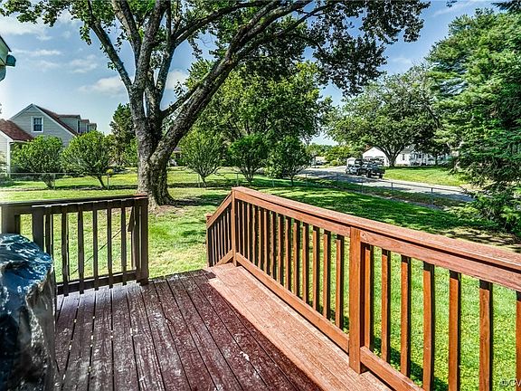 5th image of 6397 Tammy Ln