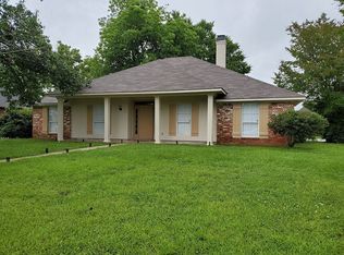 106 Lynn Cir, Natchitoches, LA 71457