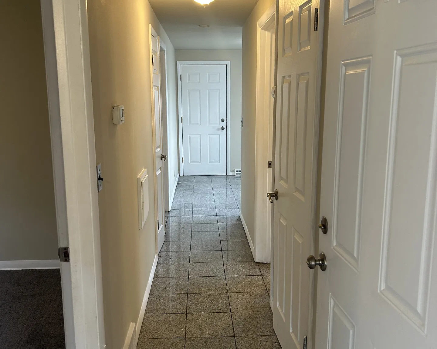 2 bed, $995 — Photo 4