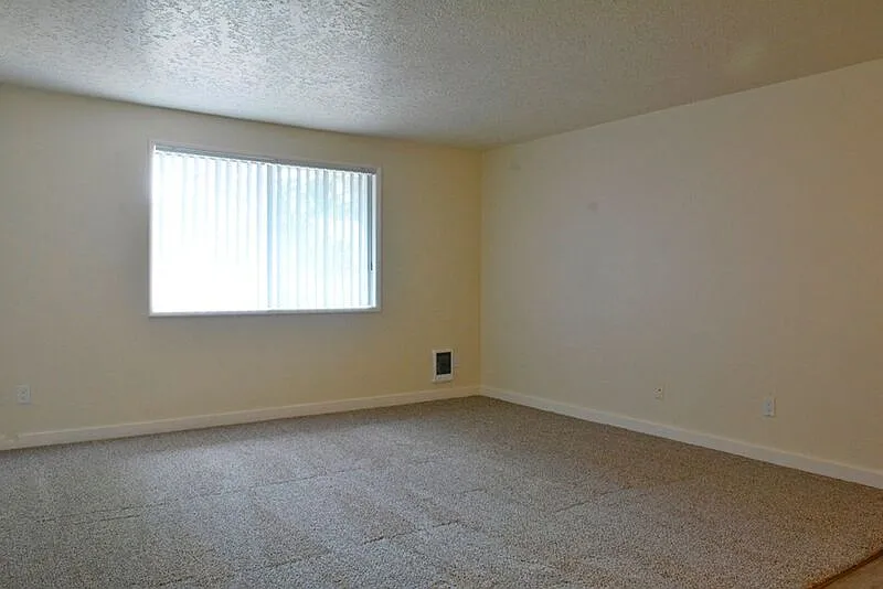 2 bed, 1.0 bath, 876 sqft, $1,495 — Photo 4