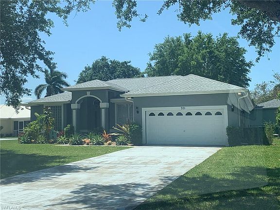 2nd image of 701 Meyer Dr