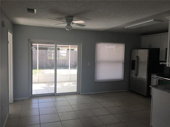3rd image of 1010 Coolwood Pl