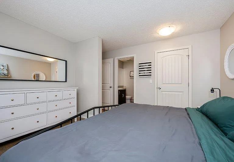 220 Village Ter SW #2 — Photo 15