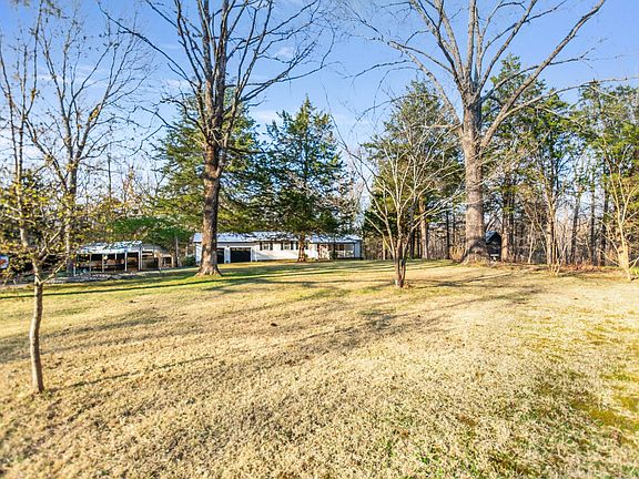 3rd image of 3435 Smith Place Rd