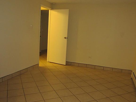 5th image of 10090 Holly Ln APT Ge