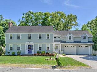 4 Porter St, Wenham, MA 01984