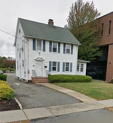 152 Mountain Ave Photo 1
