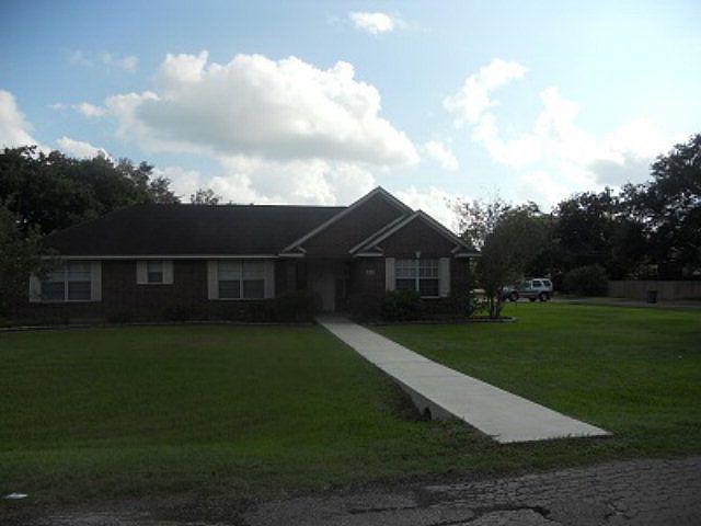 1st image of 900 8th St