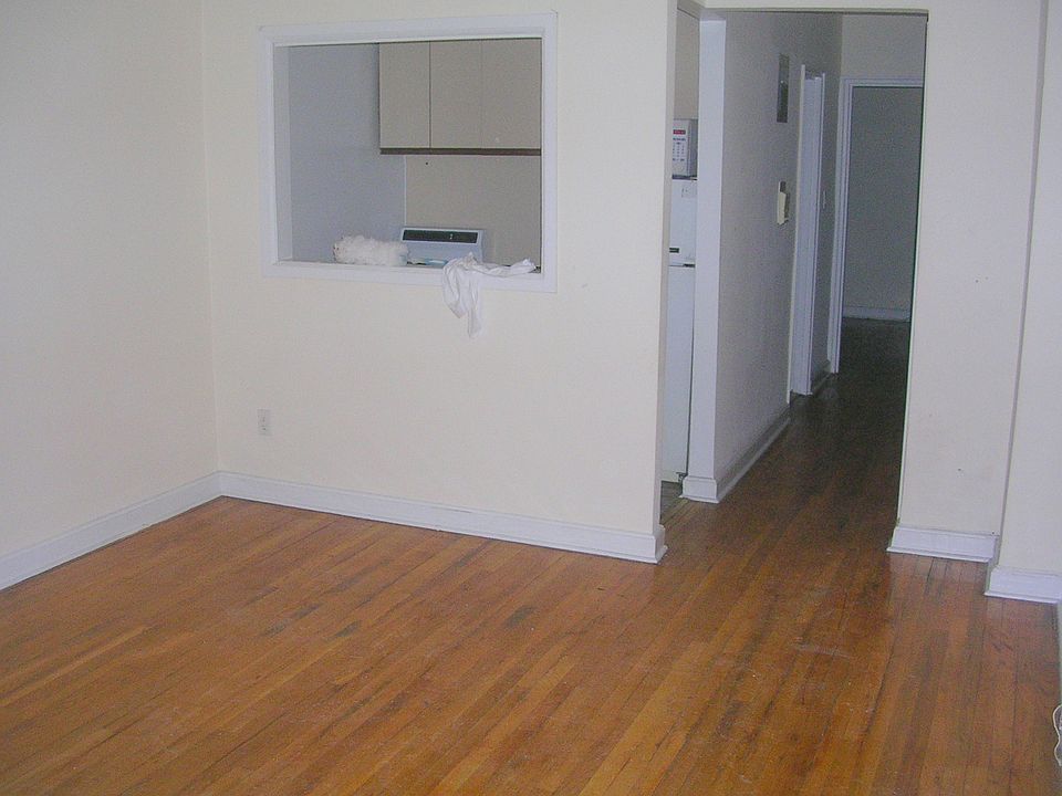 2nd image of 411 E 83rd St APT 4
