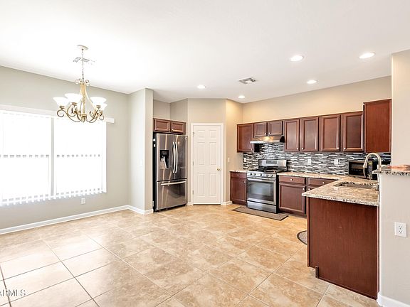 4th image of 1220 E HEATHER Drive