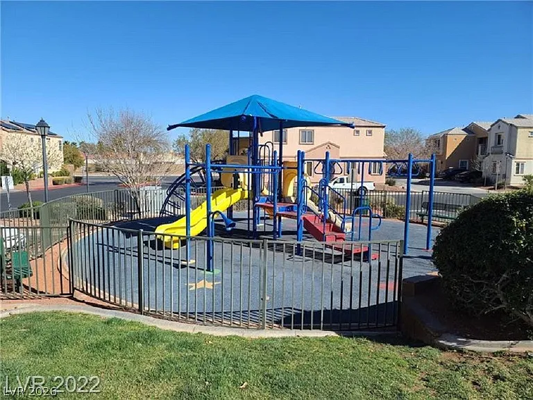 6045 Aripeka St — Photo 21