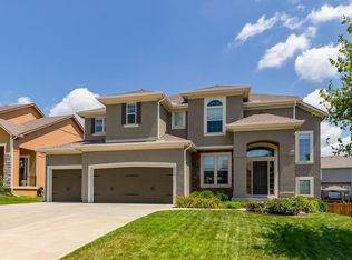 6007 Woodstock St, Shawnee, KS 66218