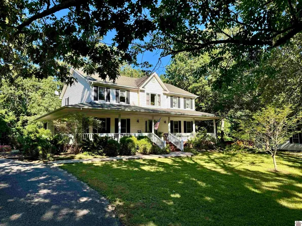 39 Deer Trace Rd, Benton, KY 42025