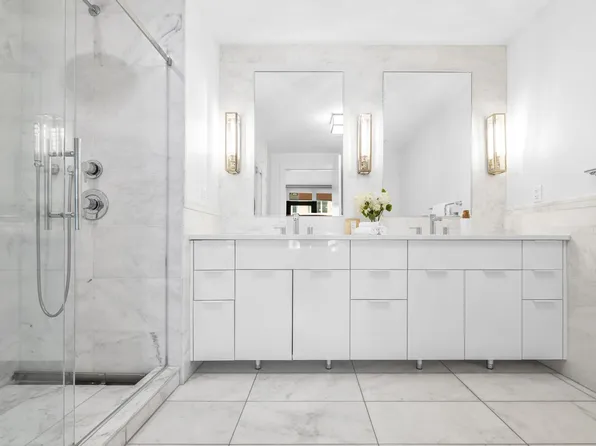 9 Avenue At Port Imperial image 31 of 50