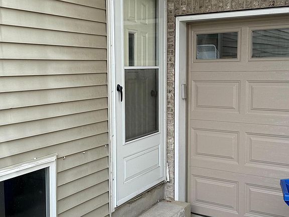 3rd image of 30 Latourette Ln
