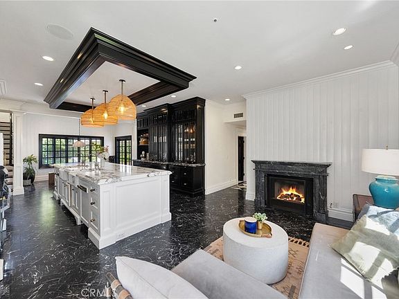 3rd image of 3812 Calle Tiburon