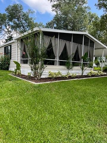 1st image of 348 Raintree Cir