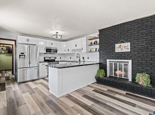 609 W 1st St, Worthing, SD 57077