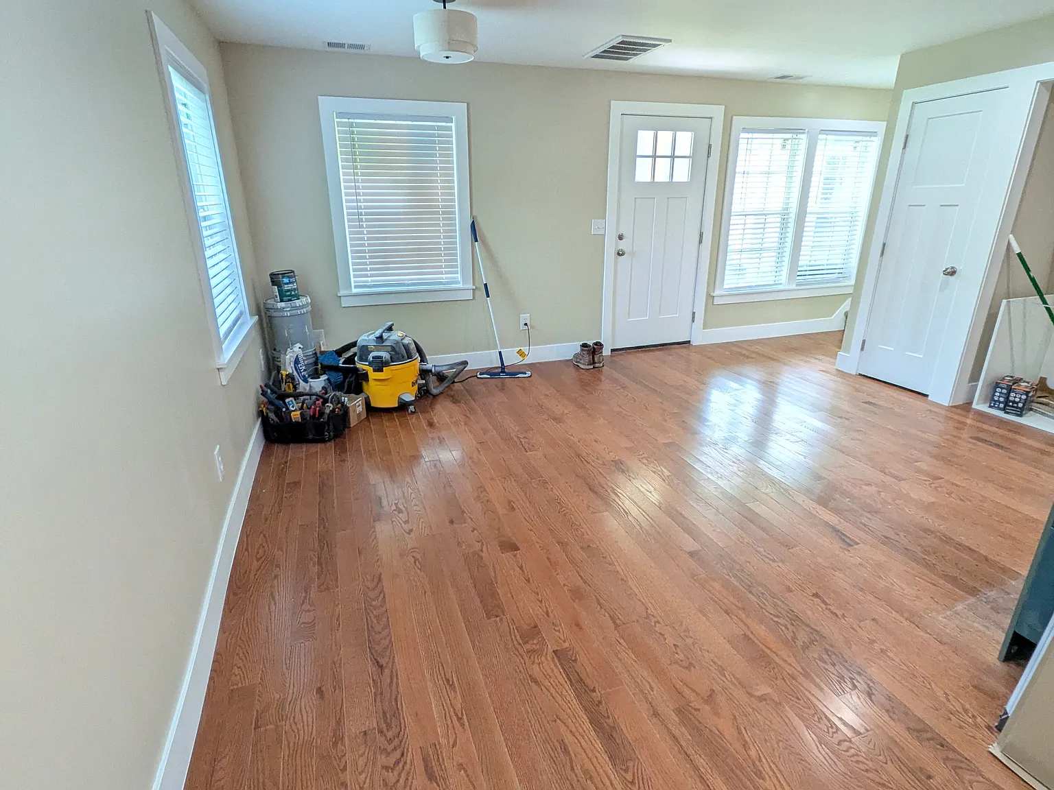 2 bed, 960 sqft, $1,550 — Photo 4