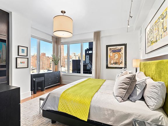 4th image of 255 E 74th St APT 9C