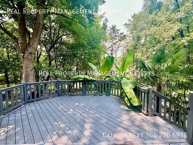 1415 Jodhpur Ct — Photo 22
