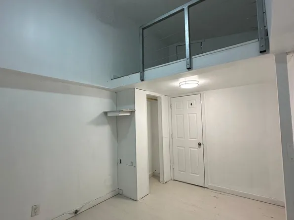 133 NE 22nd St #2, Miami, FL 33137