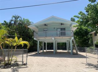 2 Meridian Ave, Key Largo, FL 33037