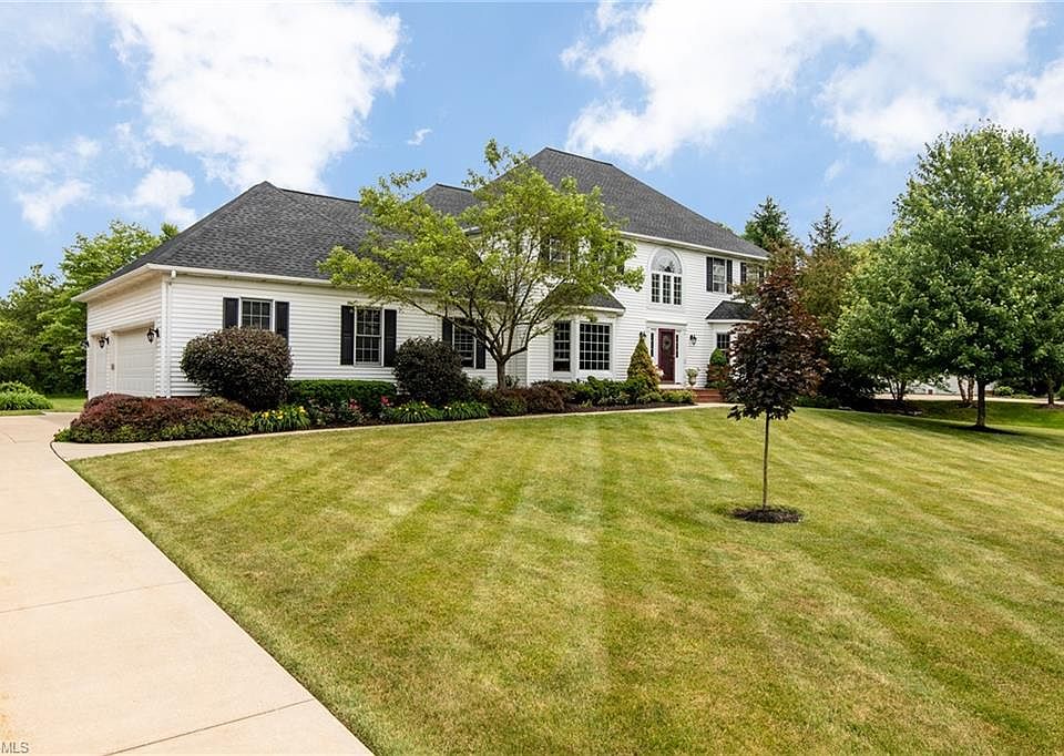 1st image of 312 Fox Way