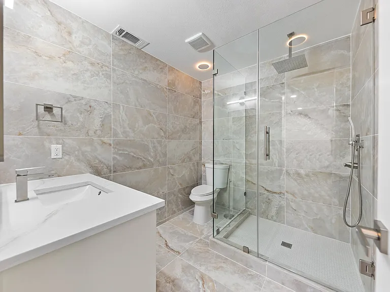 3616 Woodleigh Dr — Photo 17