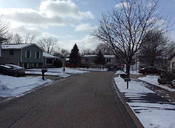 4th image of 3874 Harwick Ln