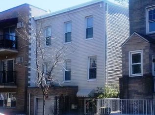 2557 31st St, Astoria, NY 11102