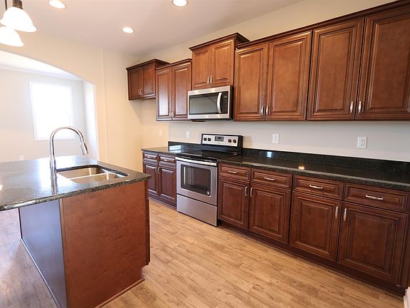 2nd image of 25 W Creek Farms Lot 25
