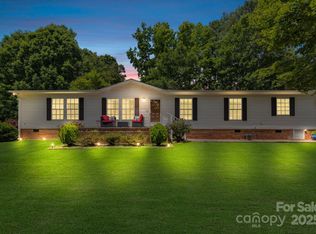 125 Brasington Ln, Mooresville, NC 28115