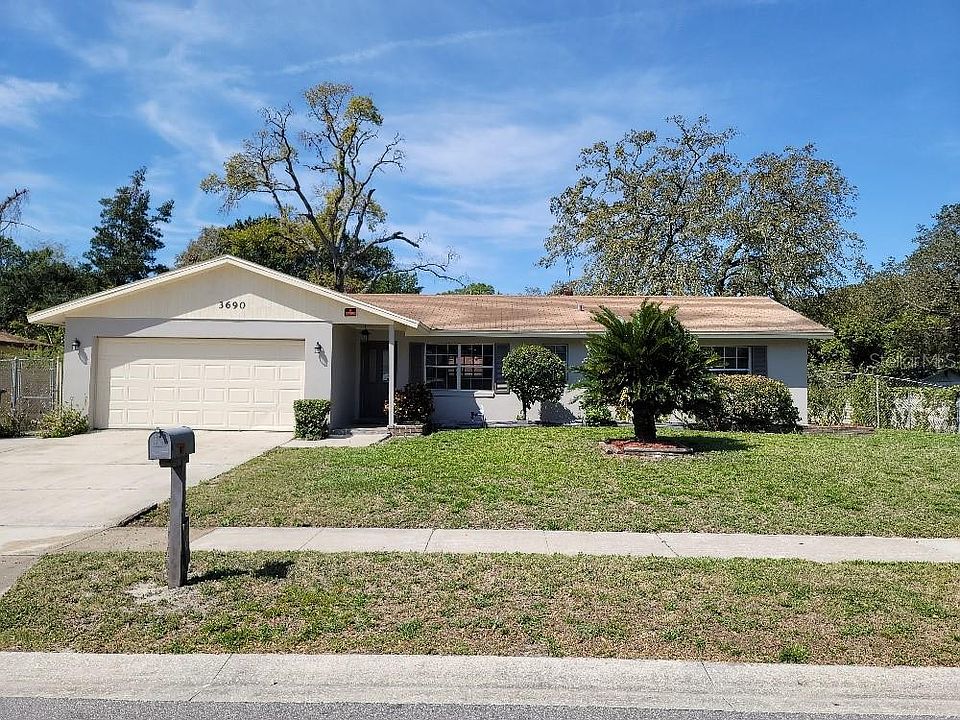 1st image of 3690 Yosemite Dr