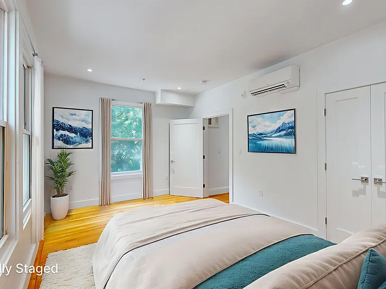 21 Regent Cir #3 — Photo 13