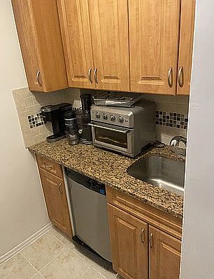 4th image of 71-40 112th St APT 202