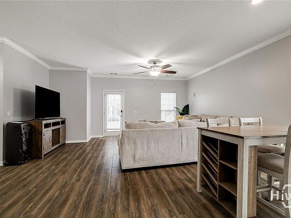 5th image of 132 Peregrine Cir