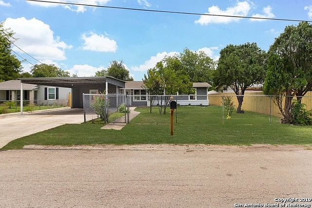 1st image of 142 Colleen Dr