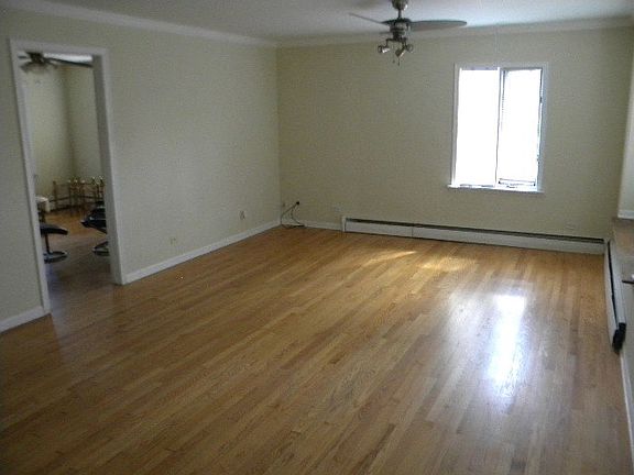 4th image of 25540 W Lake Shore Dr