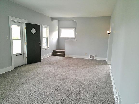 2nd image of 721 S Arnold St