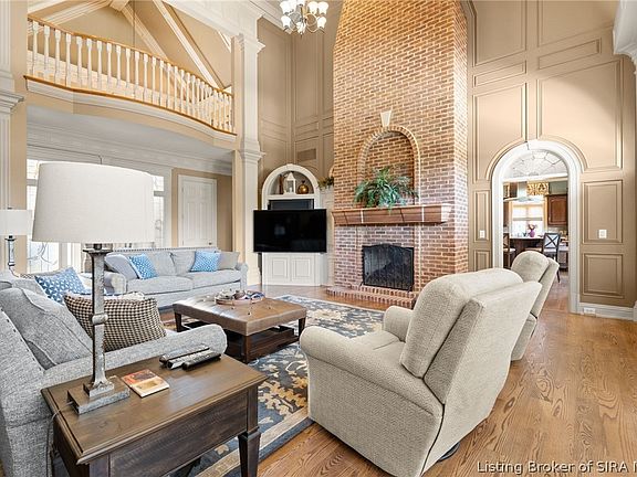 4th image of 200 Plum Lake Court