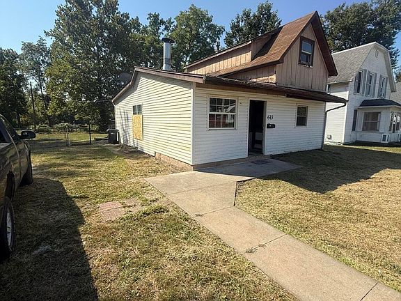 5th image of 613 Dunham St