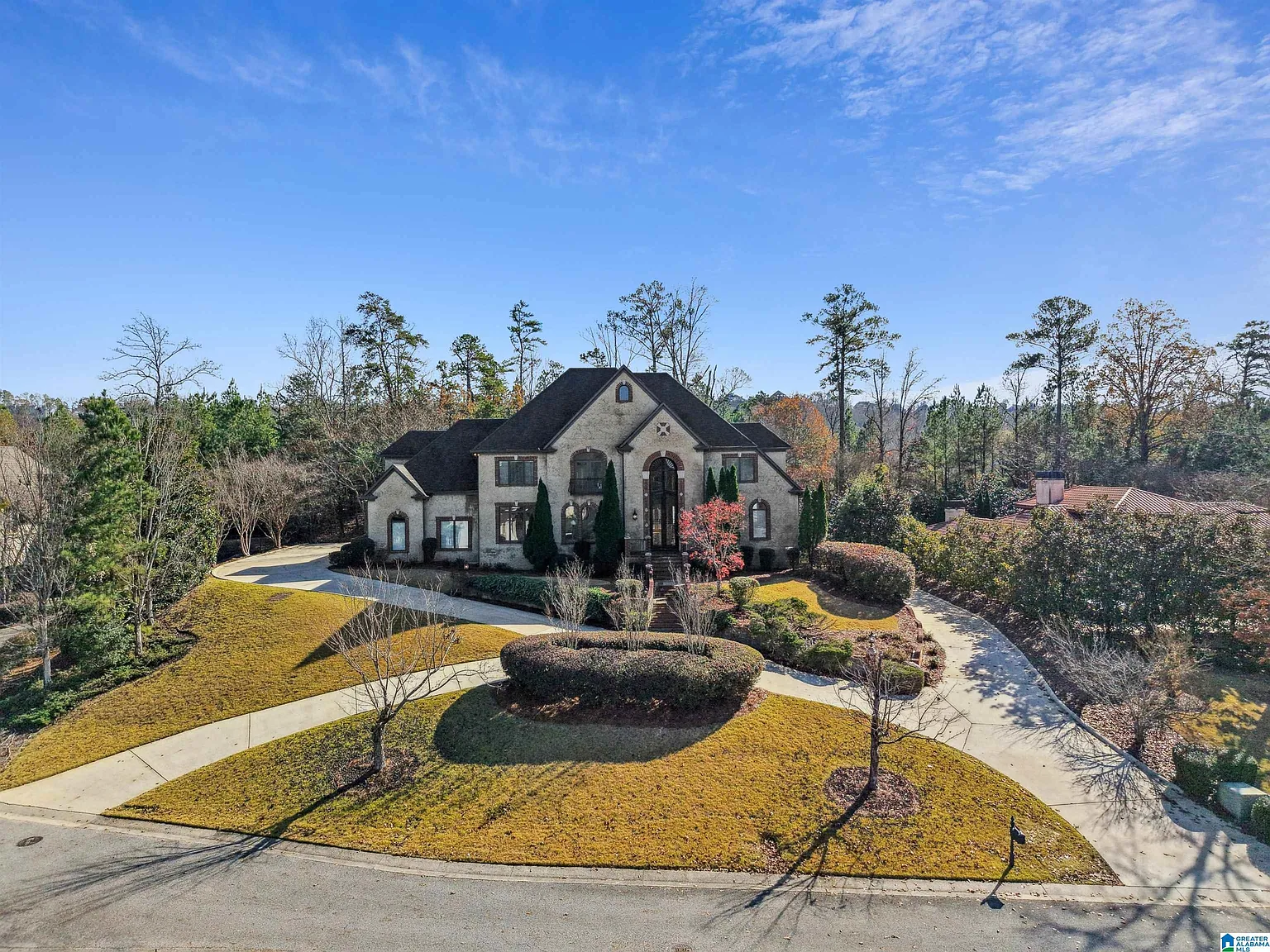 5 bed, 4.5 bath, $7,500 — Photo 2