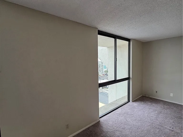 3930 University Center Dr #901 — Photo 27