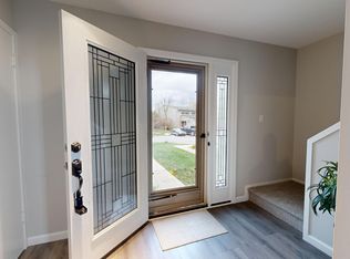 773 Peninsula Ct, Ann Arbor, MI 48105