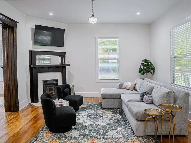 619 S Peachtree St — Photo 40
