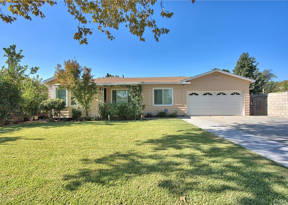 1st image of 4847 Cloverly Ave
